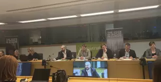 EuroNatur employees and members of the European Parliament